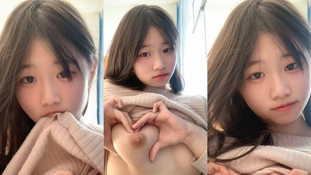 天津宝坻学生妹王珊珊裸聊视频疯传 巨乳小乳头超诱惑 比心撩骚求操 反差妹子玩得太野！封面图