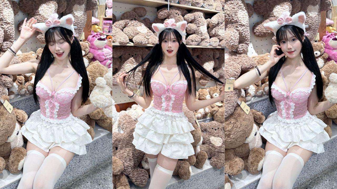 姐弟乱伦 姐姐的小飞棍 和姐姐体验野外车震 外面人来人往属实刺激 姐姐颜射吞精封面图