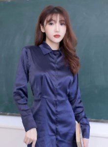 酒吧带回家的蹦迪精神小妹，喝了酒叫声酥酥的，‘呃の啊，不许拍’，操爽了把她手拿开，露脸！