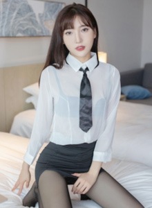 激烈枕头大战.