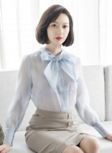 匆匆那年 如果再见不能红着眼 是否还能红着脸.