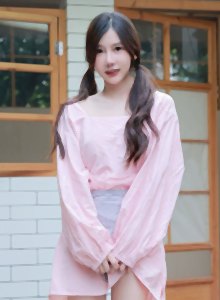 陈总寻欢腰细胸大黑衣长腿妹子穿丁字裤透视装特写口交抬腿舔逼侧多种姿势换着来