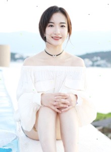 初中生破处初中生情侣趁家里没大人帮饥渴女友破处