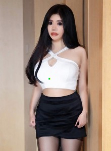 极品网红女神，清晨天没亮山村小溪自慰...！