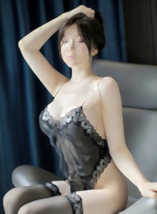 邻家清纯19美少女道具疯狂自慰一脸倒模假屌插嫩穴翘起屁股喜欢后入爽的浪叫不断