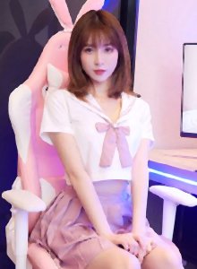 实在太骚了这个少妇
