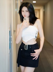 XJX483 女下屬為了升職讓老闆操屁股