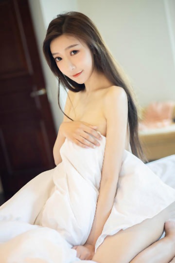 顶级高颜校花【小奶昔】自慰深喉啪啪吞精~高挑的身材超高颜值，清纯淫靡并存，美乳翘臀性感小骚货 (2)