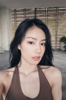 杭州高质量反差婊【李子玥】与眼镜男私密生活揭秘