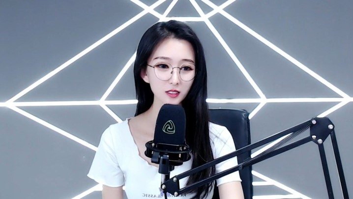 Girl_seven_小柒_89。封面图