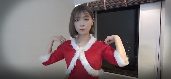 《英雄联盟》美女主持人 余霜 50分钟长片完整版 第二部封面图