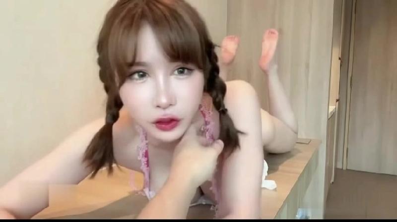 夢幻女神『辛尤里』大尺度劇情《女友3號》封面图