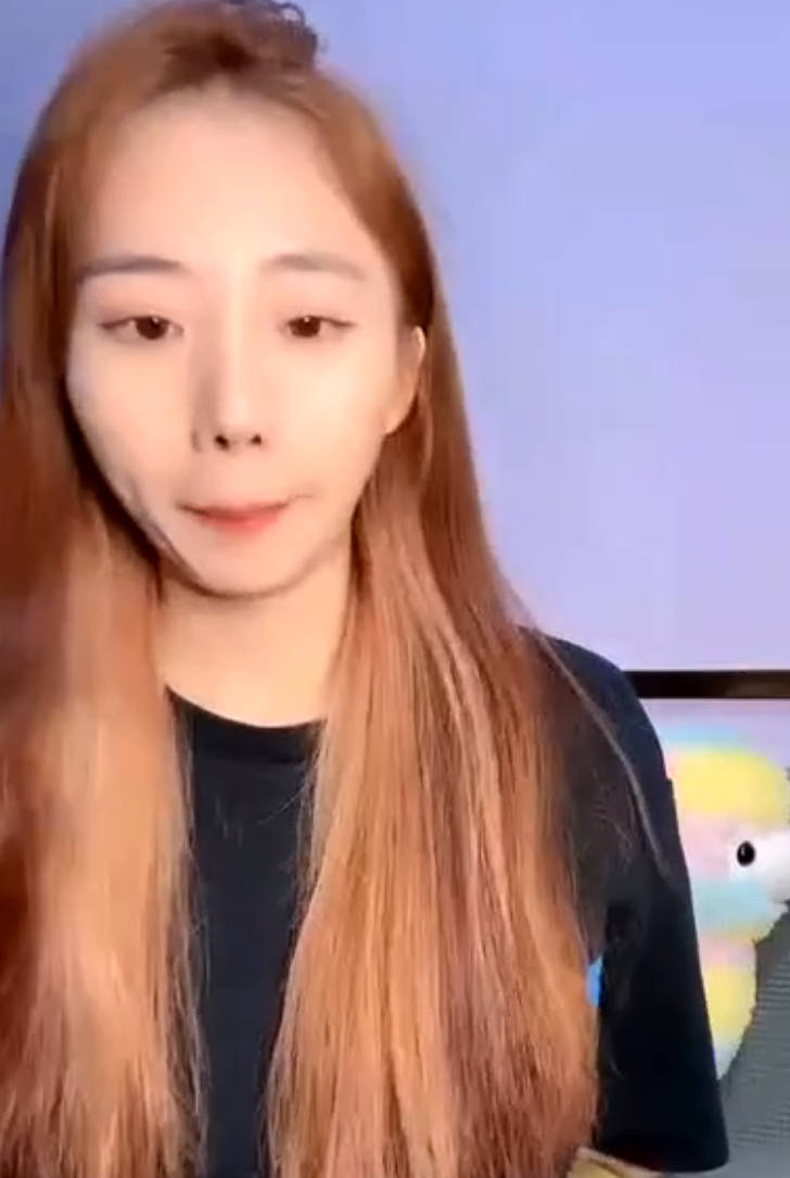 極品美腿性感尤物！顏值美女炮友操逼！洗完澡開操，69互舔吃屌，騷逼蹭屌，騎乘位猛坐封面图