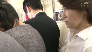 IRO-42人妻色情狂電車～被侵犯的五十幾歲母親～ 高橋美園封面图