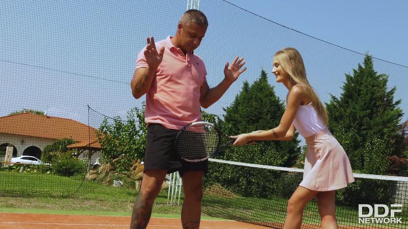 HandsOnHardcore Tiffany Tatum She Goes For Penis Instead Of Tennis封面图