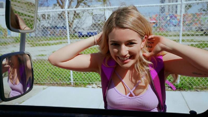 StrandedTeens Abby Adams Van Life Benefits封面图