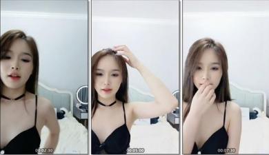 极品颜值妹子，模特身材女神级别撩骚狼友露三点，展现极品美鲍鱼封面图