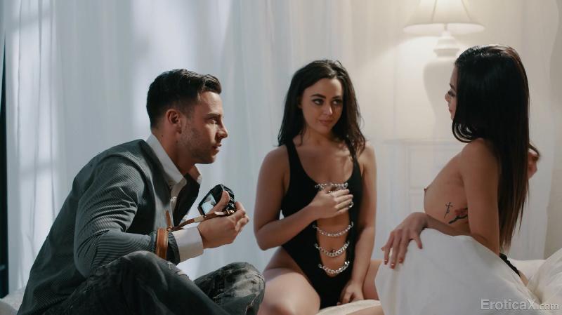 EroticaX Vina Sky And Whitney Wright Model Behaviour封面图