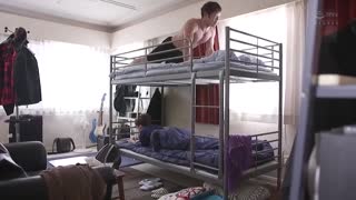 背德的二段床 密着繼母相姦 甘乃翼 JUL-164封面图