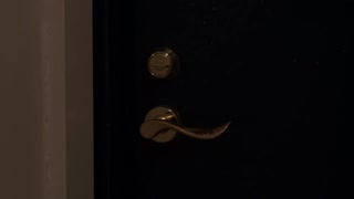 ETQR-133 拗らせ性癖を持つ二人の変態攻防戦 渚みつき封面图