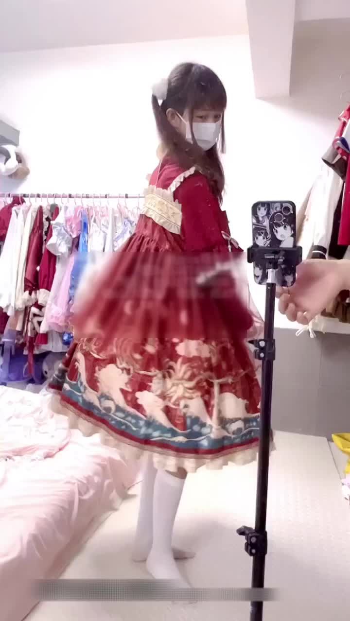 ✨洛丽塔小可爱✨超可爱的LO裙小女仆来咯 轻花嫁白丝LO娘主动上位骑乘 人前乖乖女人后小狗 用小穴温暖爸爸的大鸡巴封面图