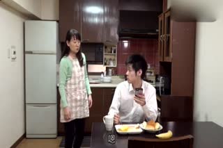 对姐姐的屁股毫无抵抗力封面图