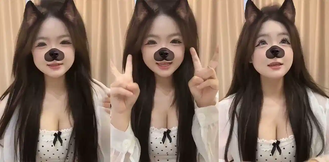 快手主播【嘉嘉】直播间意外走光被曝，肥臀姐妹竟在镜头前赤裸闲逛春光无限好啊封面图