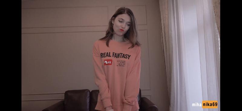 Mina Nika 需要你的溫暖封面图