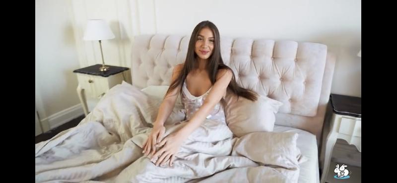 清純新婚人妻的一早封面图