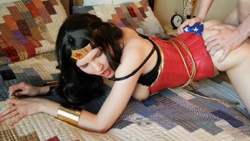 Wonder Woman Taken Against Her Will封面图