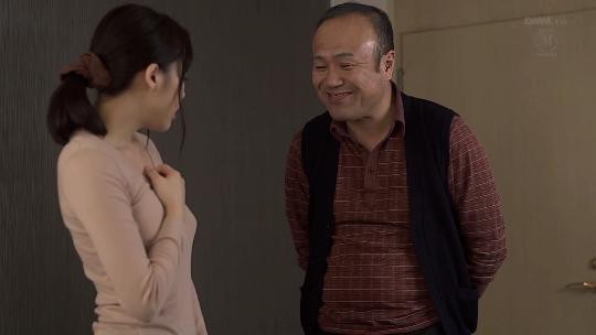 漫画改作品-丈夫满足不了的人妻墩子被叔父和几个色情老头趁虚而入最终堕落成渴望性爱的母狗性奴封面图