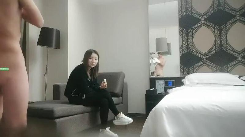 利利堅辛苦高品質探花搞得太猛妹子被操哭大奶顏值美女返場往死里爆插小穴受不了只能口爆封面图