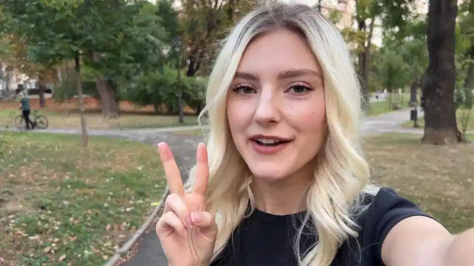 【欧美】陌生人在体育酒吧肏我并颜射封面图