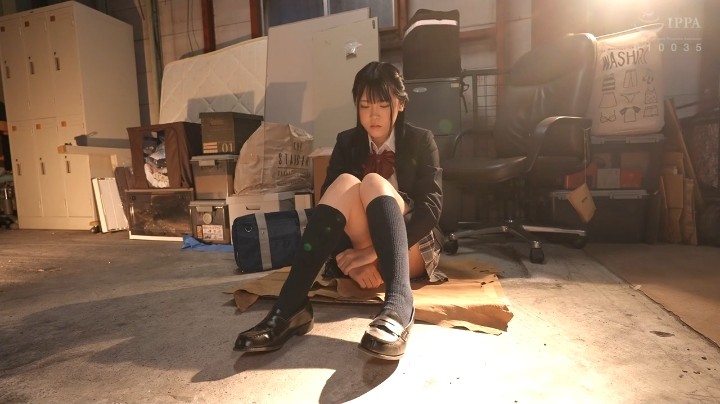 离家出走的女孩与老人水濑明里之间的小爱情故事-皆瀬あかり封面图