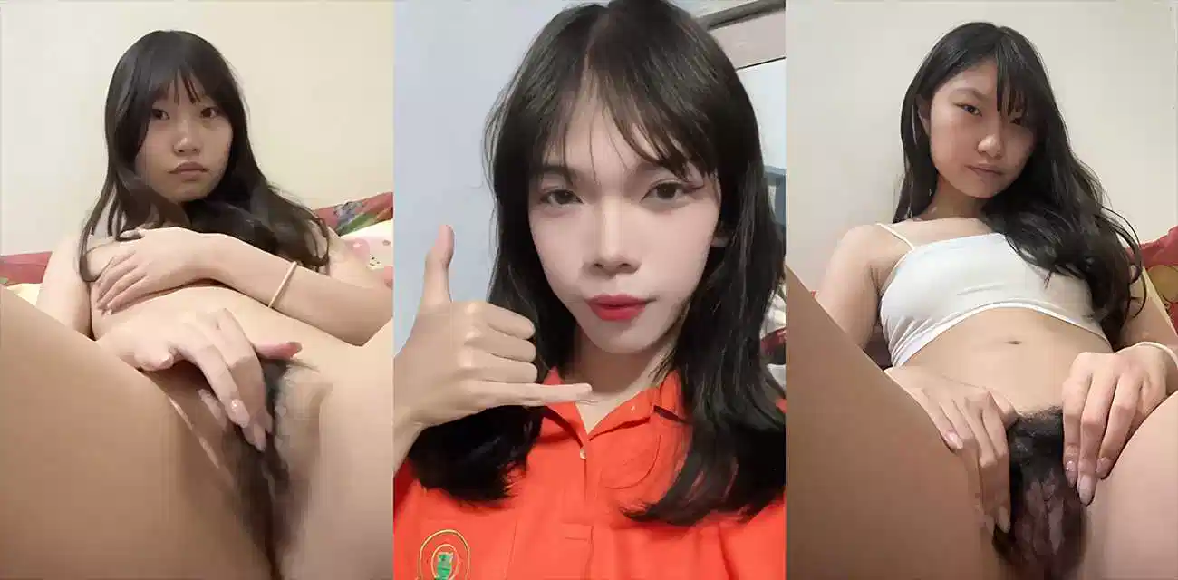 外网超骚大一新生【味噌】大尺度私拍泄密，为讨好暗恋学长露脸揉奶自慰结果惨遭冷漠曝光封面图