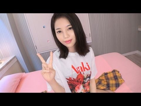 SIRO-3872 【初撮り】ネットでAV応募→AV体験撮影 1001 モチモチ超絶美尻が愛撫でピクピク痙攣！！感度良好娘のびちょ濡れおま○こにデカチン挿入でヨガリまくりwww1封面图