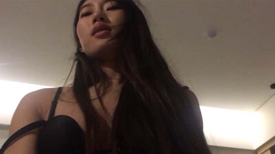 性感黑长直女神风骚浪叫封面图