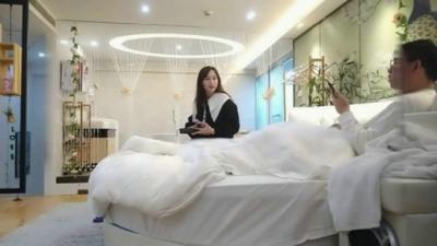 野狼出征 老淫魔爆操白嫩少妇封面图