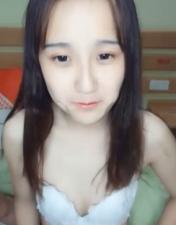 超高颜值清纯美女校花跟男友开房封面图