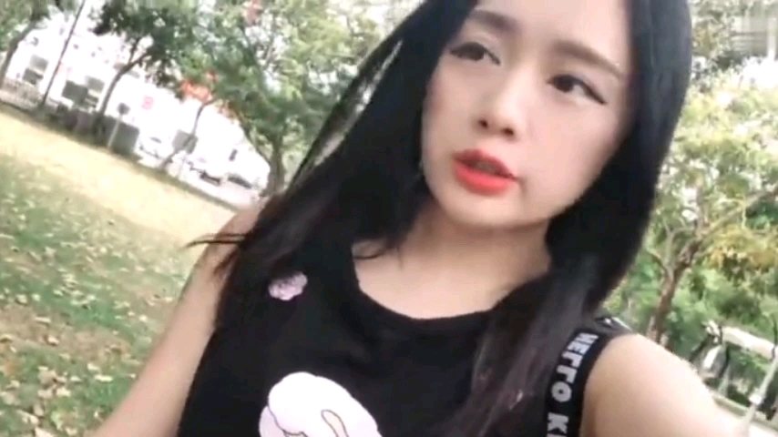 野外帐篷里大胆啪啪吞精的。！封面图