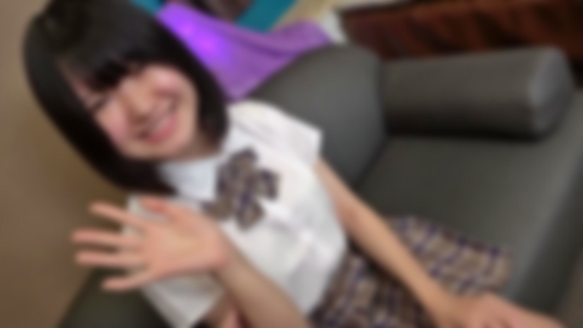 笑容十足的偶像级10代。皮肤白皙、身材苗条、尚未成熟的身体沉浸在快感中突然嚎啕大哭。「我怀孕了…」不安的-cd2封面图