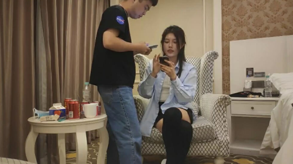 抖音小网红下海兼职封面图