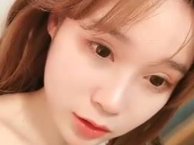 美女自慰叫声真淫封面图