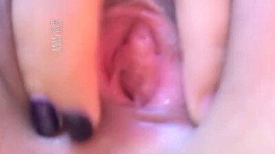 漂亮主播带你解读女性下体构造对白清晰封面图