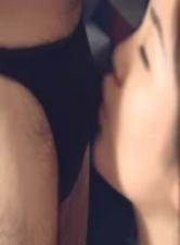 胖哥和漂亮嫂子过性生活呻吟太大把小舅子招来偷窥封面图