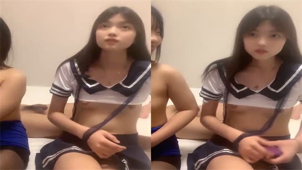 JK装甜美妹子和闺蜜口交伺候纹身小伙上位坐骑操逼封面图