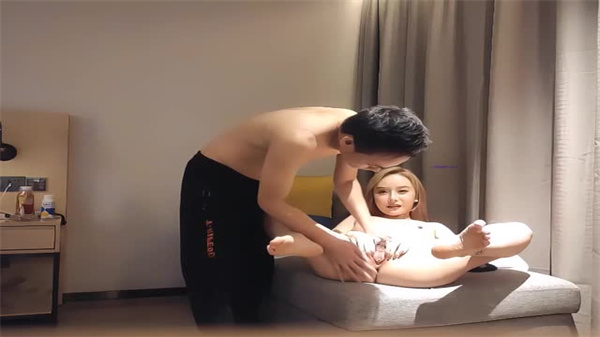 步宾寻花约高颜值性感瑜伽教练啪啪封面图