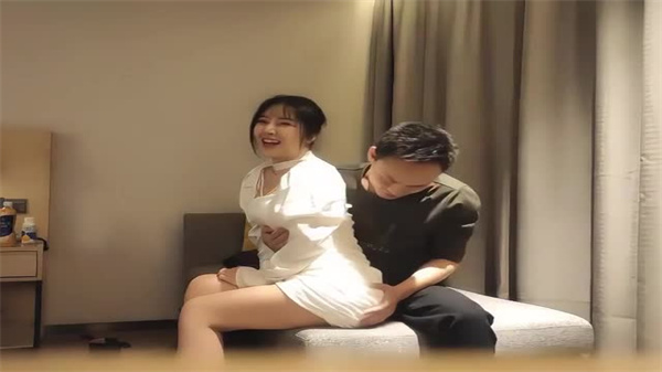 步宾探花长相甜美极品白裙妹封面图