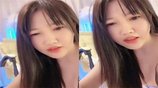 黑丝肥臀大奶骚货淫声荡语撩骚互动近拍掰穴假屌爆操无毛粉穴封面图