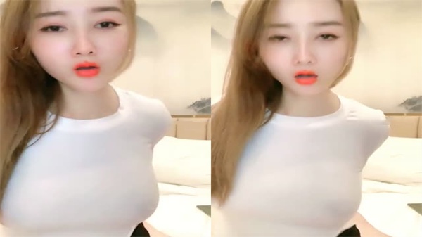 黑丝苗窕爆乳骚货口交伺候狼友激情开操封面图